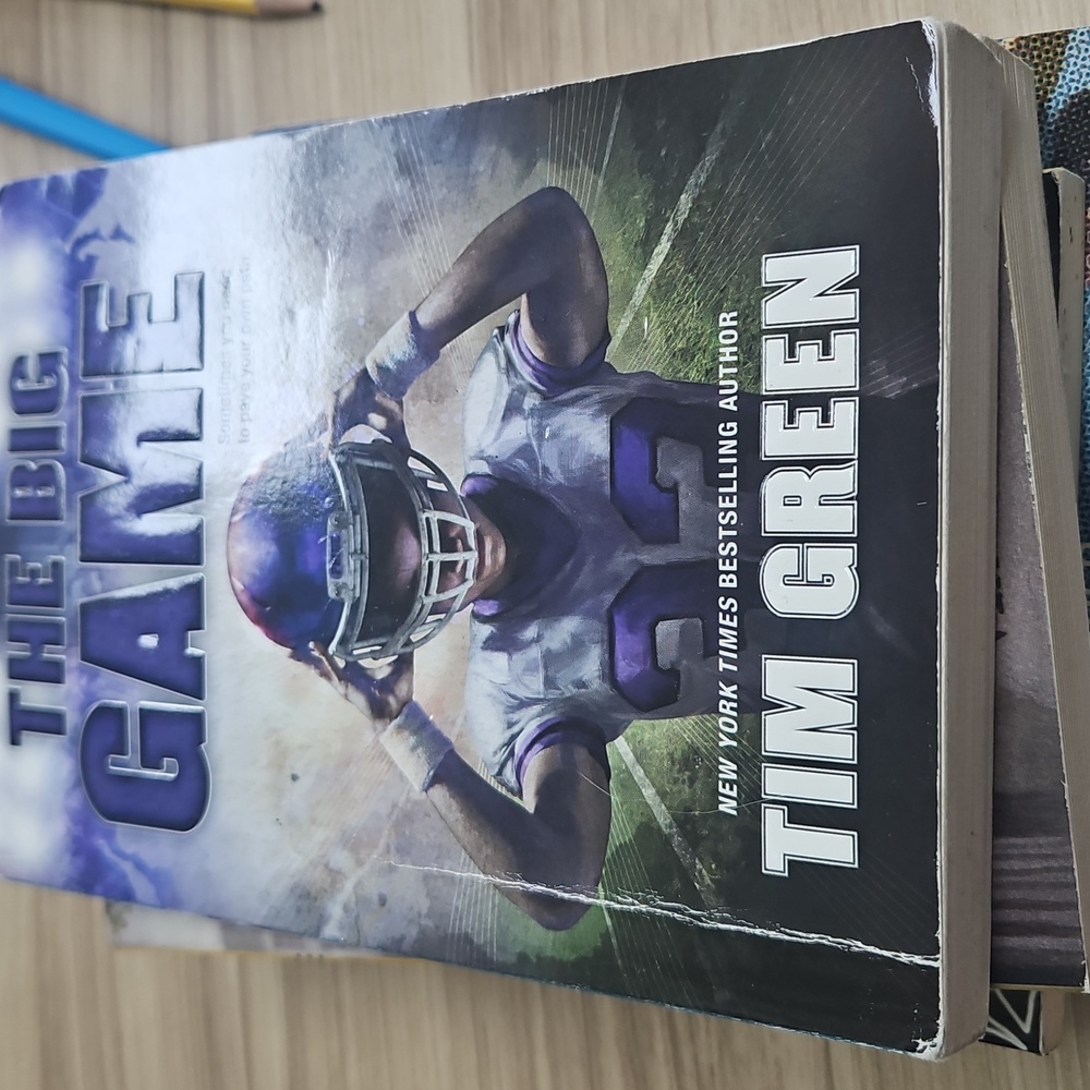 Assorted Book Collection - Picture 6 of 7